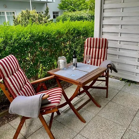 Strandstrasse 32 - 04-40 Ostseebad Kühlungsborn